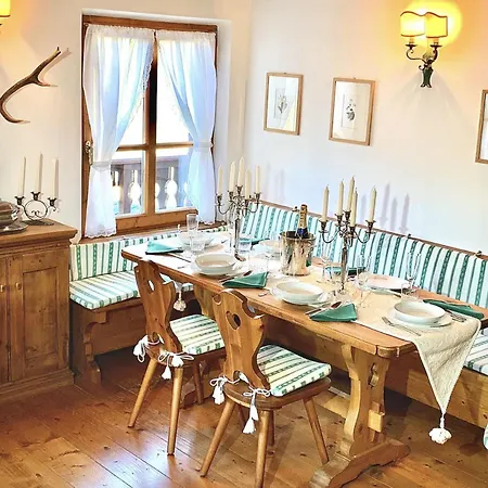 Apartamento Ampezzano Con Ampia Balconata San Vito di Cadore